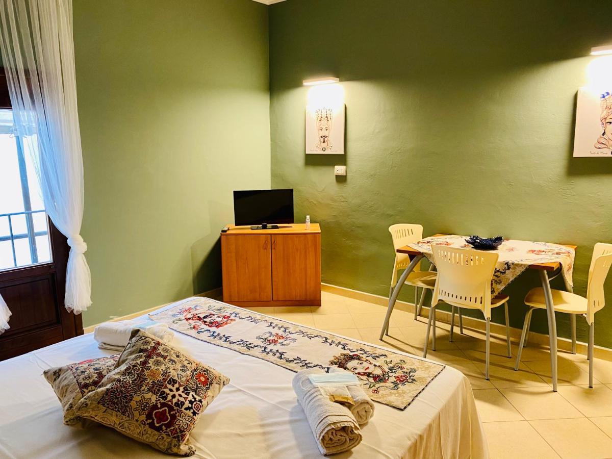 Angelo Apartments & Rooms Trapani Kültér fotó