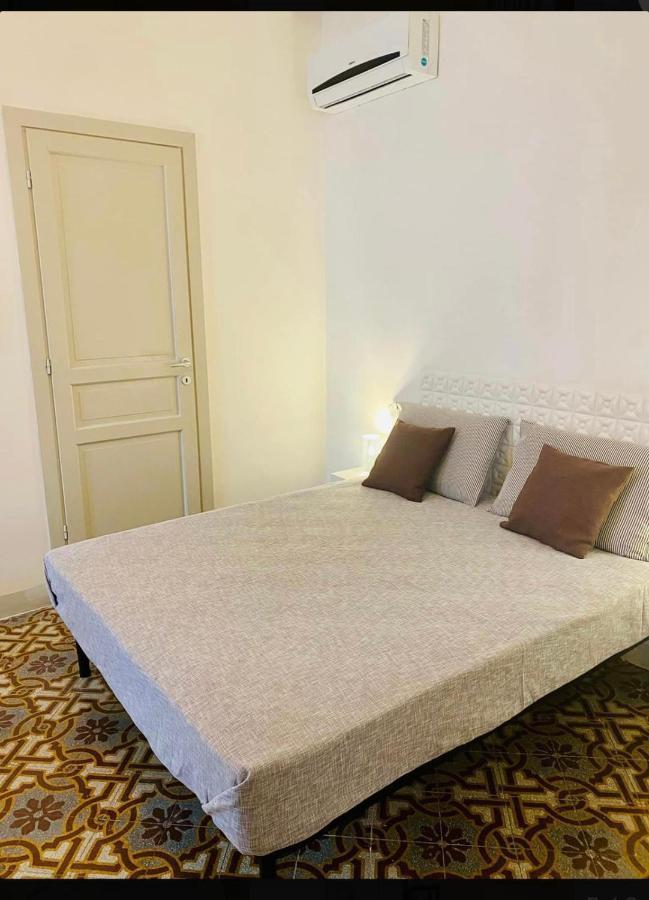 Angelo Apartments & Rooms Trapani Kültér fotó