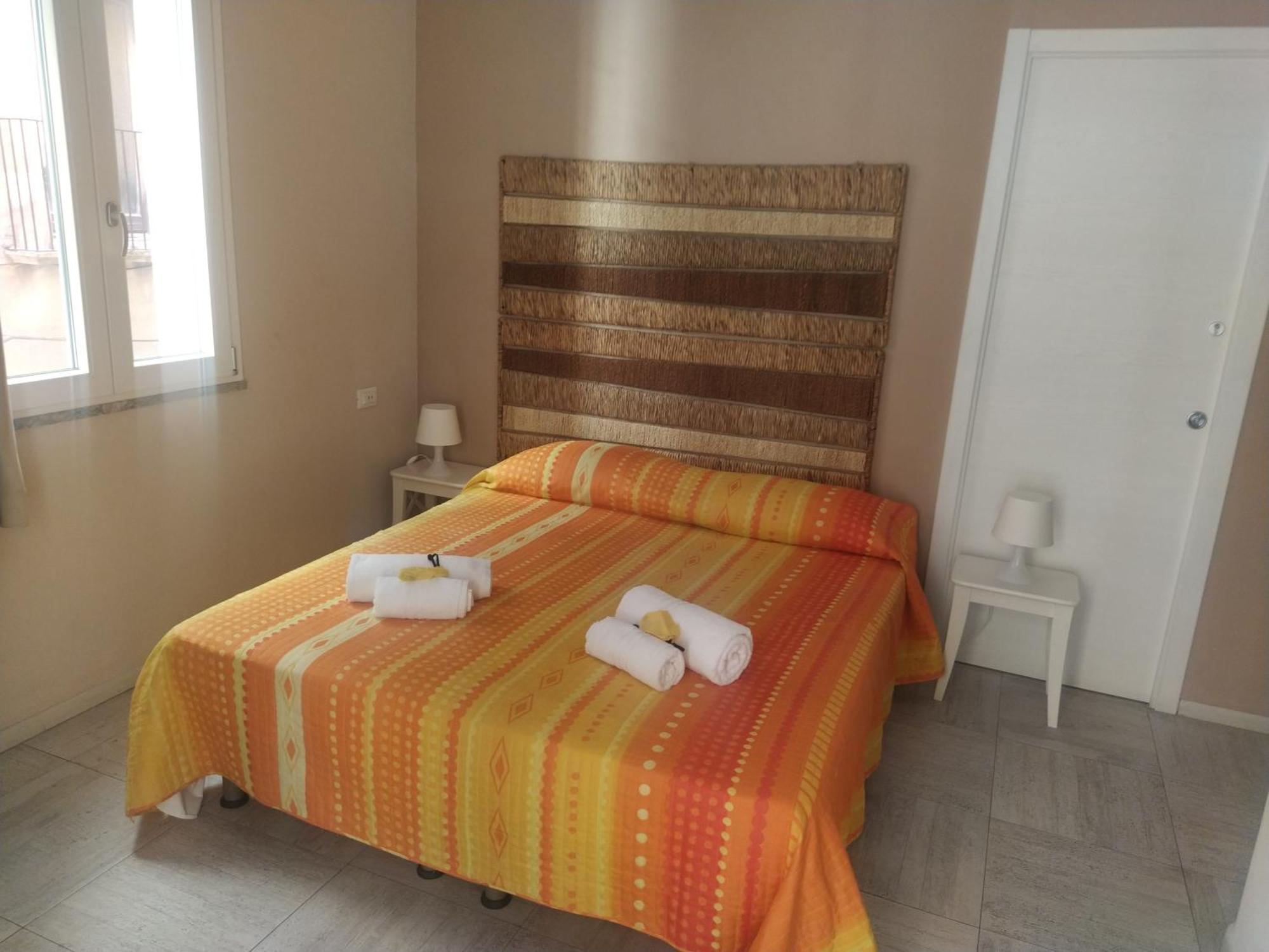 Angelo Apartments & Rooms Trapani Szoba fotó