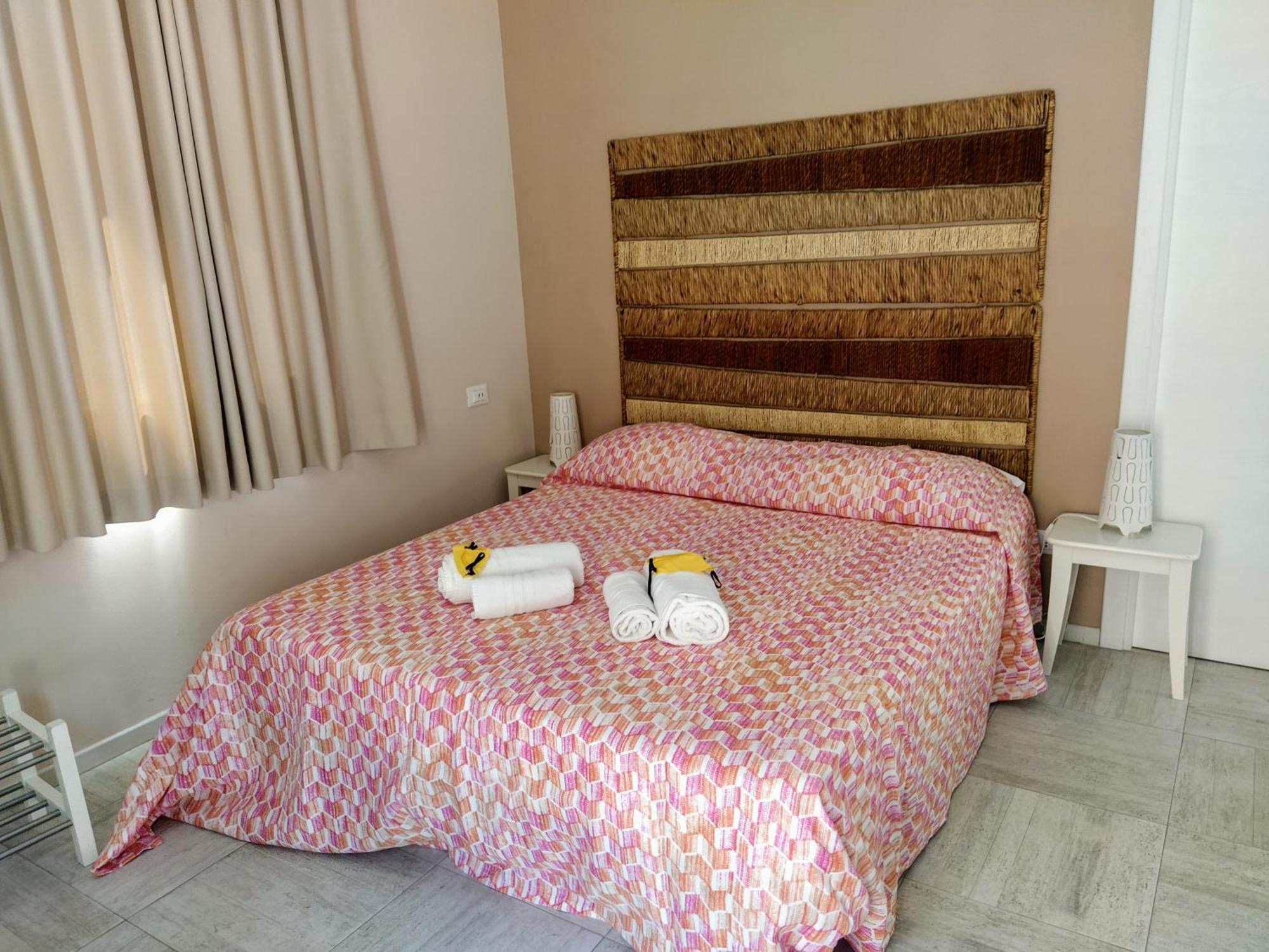 Angelo Apartments & Rooms Trapani Szoba fotó